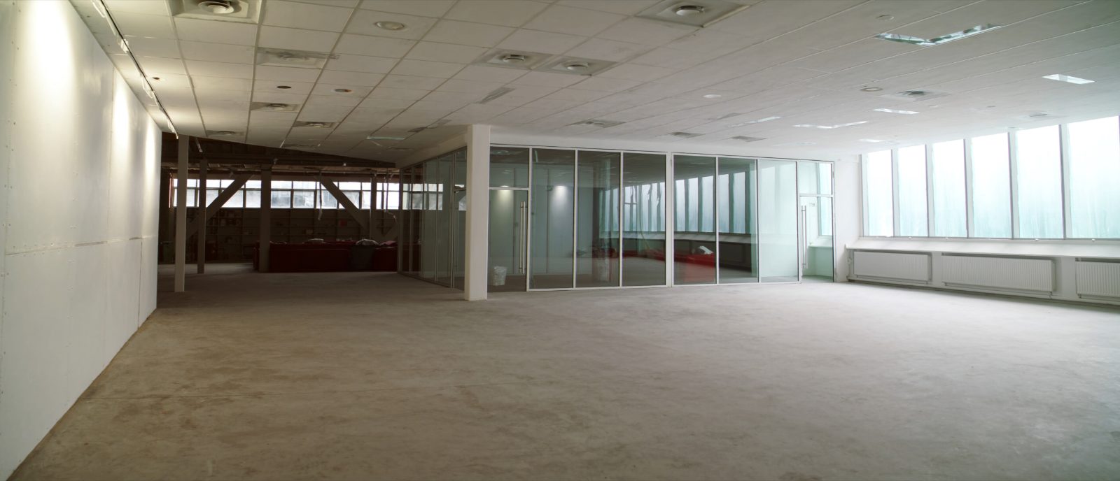 Commercial fitout at handover stage after a builders clean